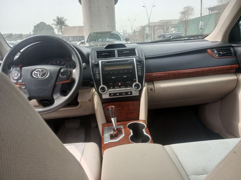 Thumbnail 7 of 2013 Toyota Camry